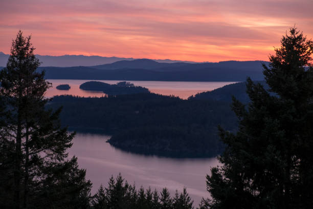 istock Sunset at the Turtleback Mountain Preserve, Orcas Island, Washington 1767236469