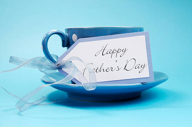 istock Happy Fathers Day gift tag with cup of coffee tea 176736932