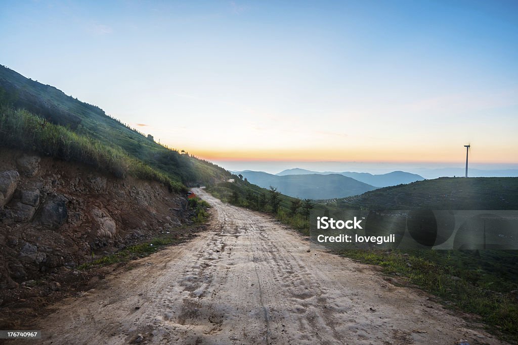 Caminho através de Montanha - Royalty-free Ao Ar Livre Foto de stock