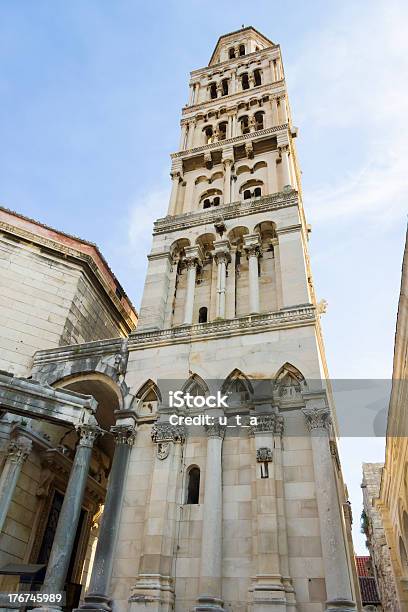 Pałac Dioklecjana Ruin I Katedra Bell Tower Split Chorwacja - zdjęcia stockowe i więcej obrazów Architektura