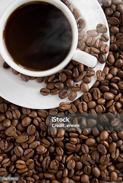 コーヒーカップのホットコーヒー豆ます - アフリカのストックフォトや画像を多数ご用意 - アフリカ, カップ, カフェ