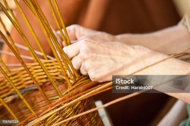 Maszynka Do Koszyka - zdjęcia stockowe i więcej obrazów Wyplatać koszyki - Wyplatać koszyki, Drewno - Tworzywo, Fotografika