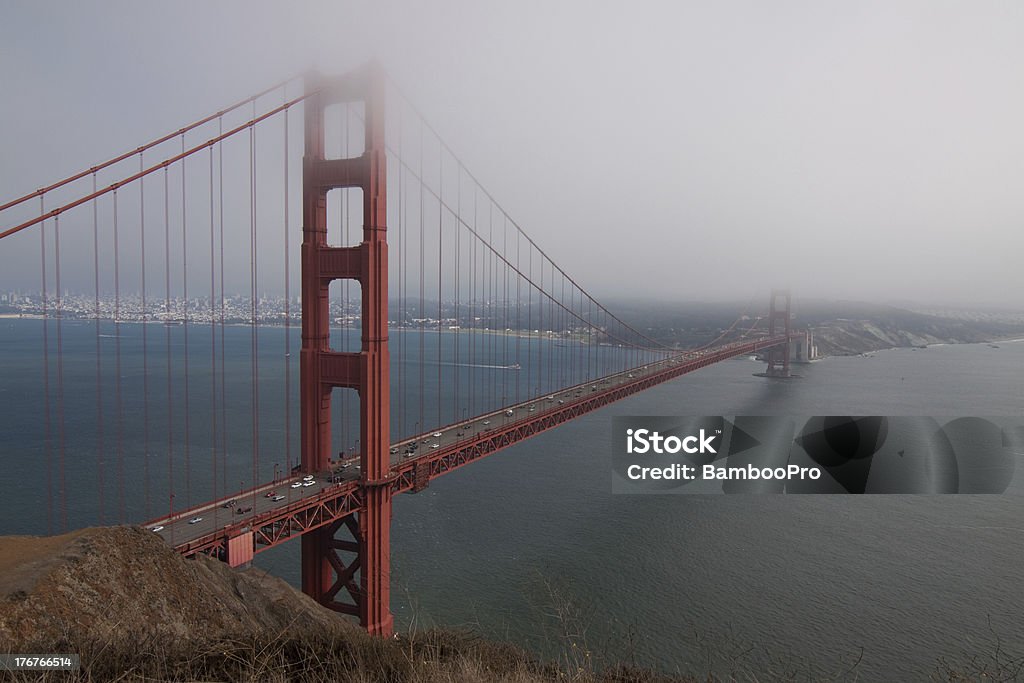 Golden Gate déplacements - Photo de Acier libre de droits