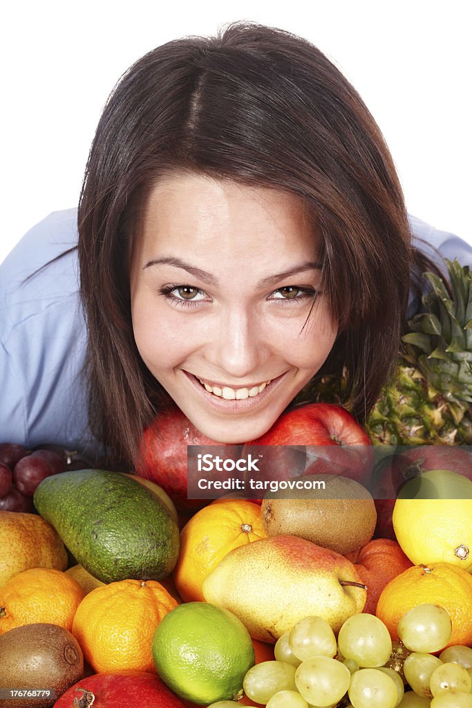 Felice ragazza con gruppo di frutta. - Foto stock royalty-free di Adulto