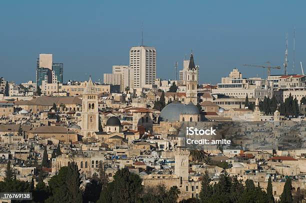 Jerusalén Antigua Y La Nueva Vista De La Ciudad Foto de stock y más banco de imágenes de Acontecimientos en las noticias - Acontecimientos en las noticias, Antiguo, Arqueología