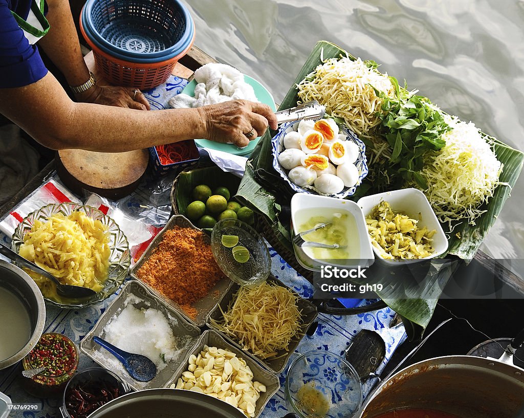 Mercado flutuante - Foto de stock de Tailândia royalty-free