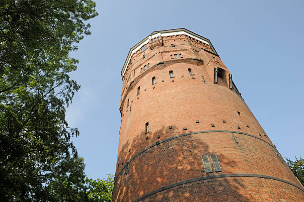 torre de agua - wasserspeicher fotografías e imágenes de stock