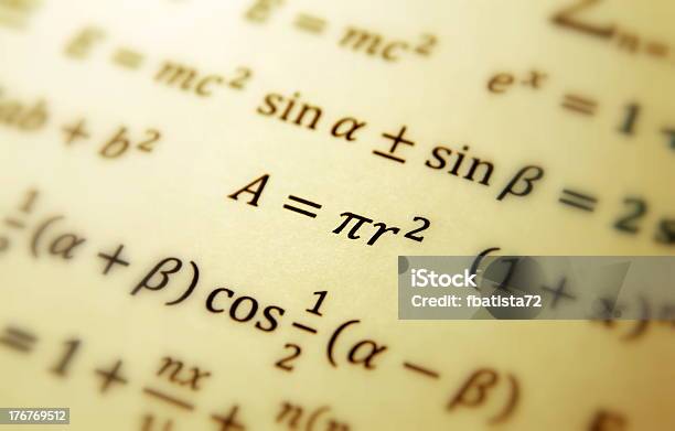 Tło Matematyki Geometria - zdjęcia stockowe i więcej obrazów Algebra - Algebra, Bazgroły - Wzór, Bliskie zbliżenie