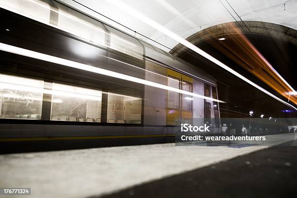 Transporte Público - Fotografias de stock e mais imagens de Austrália - Austrália, Metropolitano, A caminho