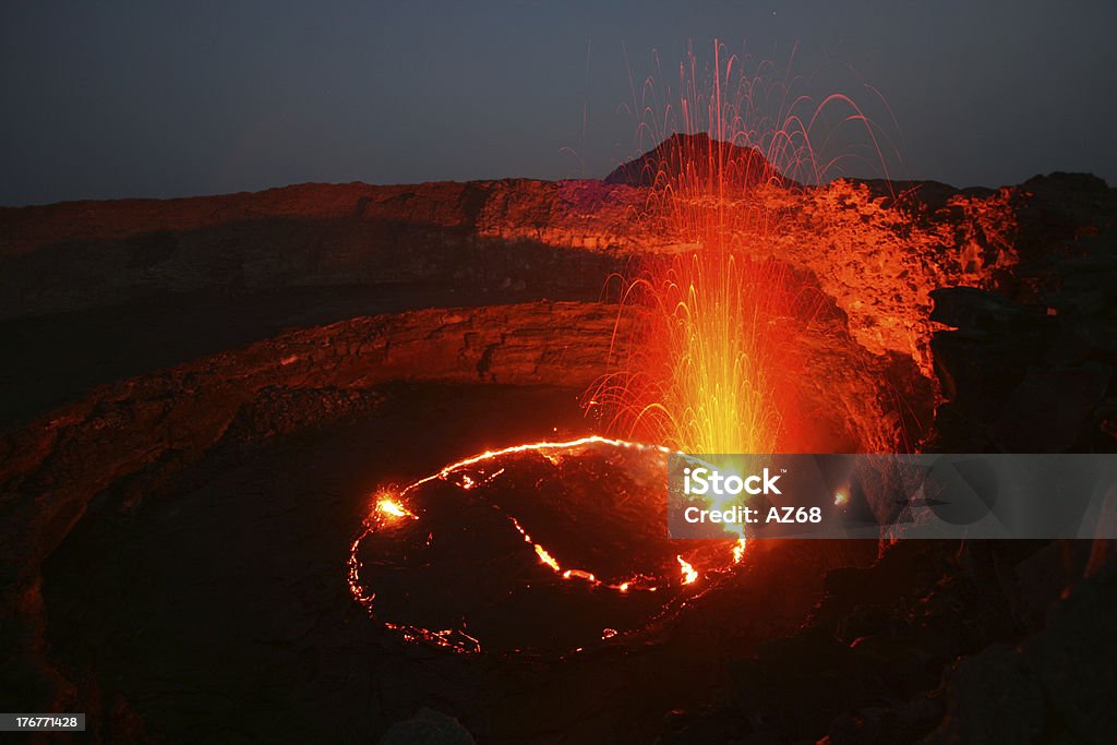 Erta エール火山の噴火 - 火山のロイヤリティフリーストックフォト