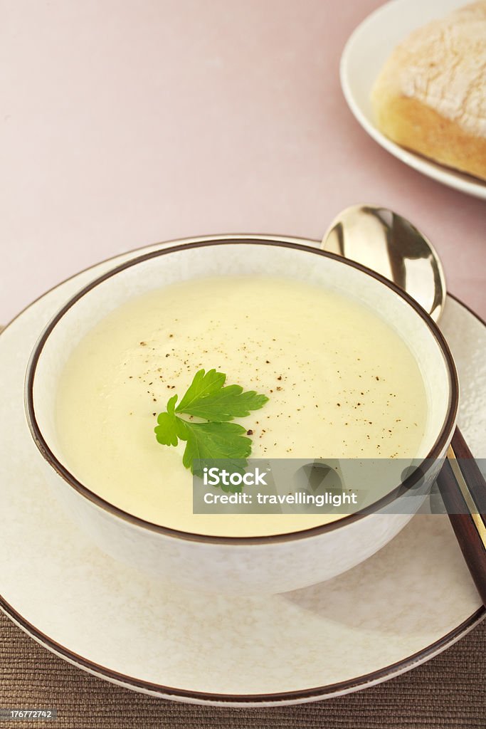 Zuppa di Cavolfiore - Foto stock royalty-free di Beige