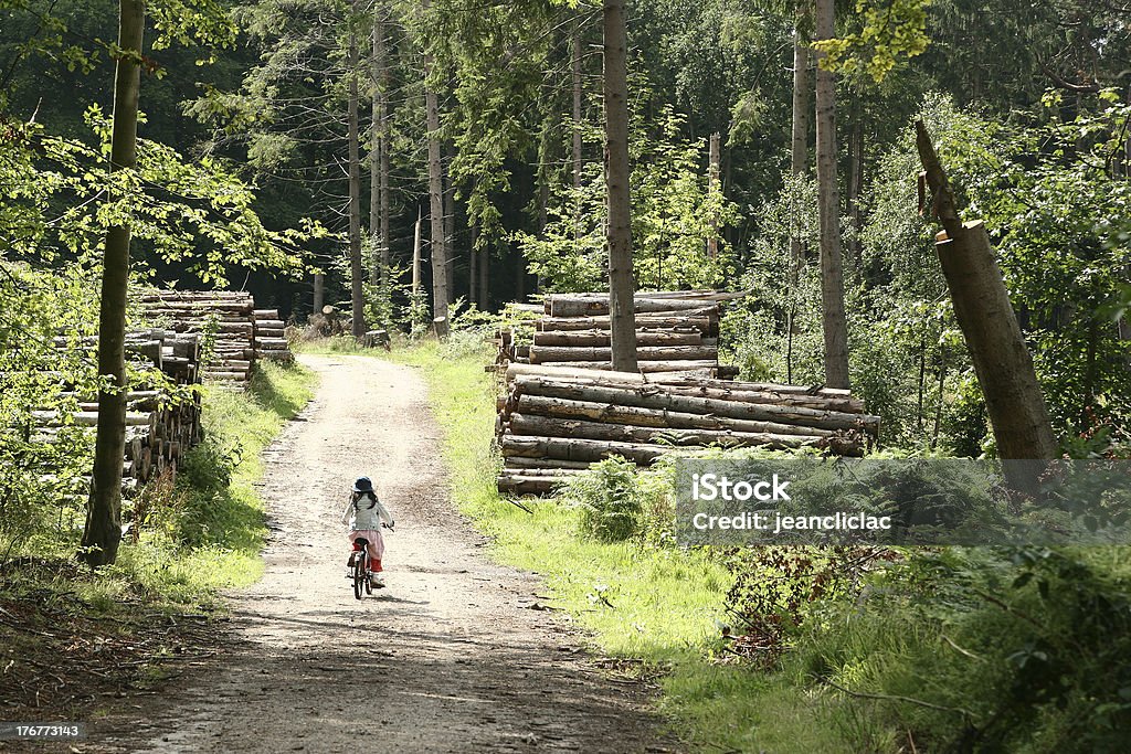 Dzieci bike1 - Zbiór zdjęć royalty-free (Dania)