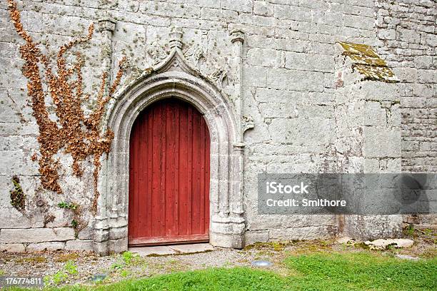 Foto de Igreja De Porta e mais fotos de stock de Antigo - Antigo, Antiguidade, Arcaico
