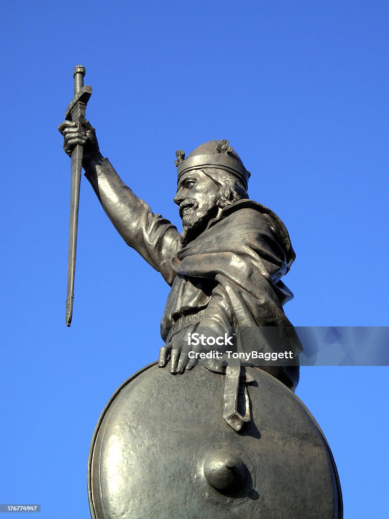 King Alfred Wielki's Statue w Winchester - Zbiór zdjęć royalty-free (Alfred the Great)