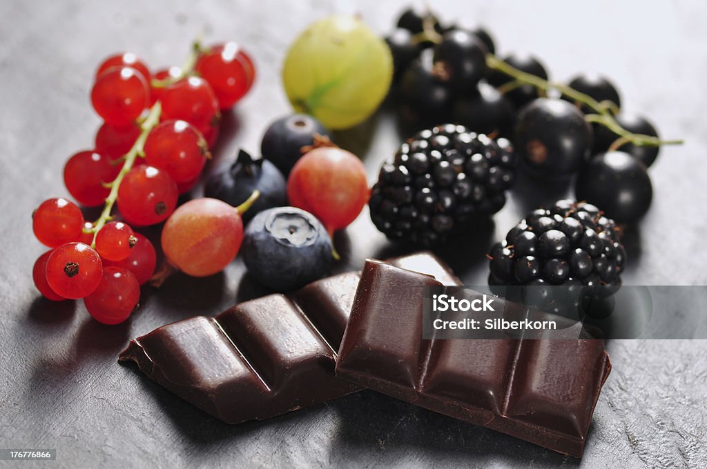 Owoce i czekolada - Zbiór zdjęć royalty-free (Agrest)