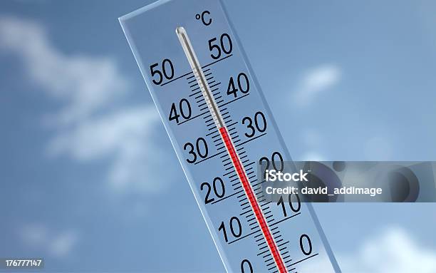 空に温度計は 35 C を背景します - 温度計のストックフォトや画像を多数ご用意 - 温度計, 人工物, 人物なし