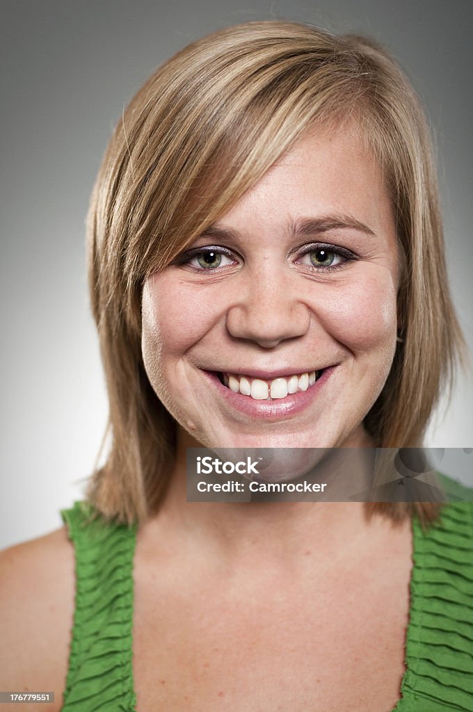 Lächelnd Mädchen Portrait - Lizenzfrei 20-24 Jahre Stock-Foto