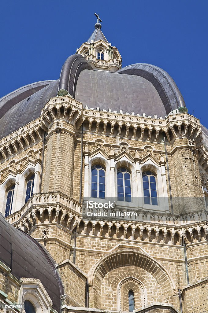 Catedral Duomo de Cerignola.  Região de Puglia.  Itália. - Royalty-free Aldeia Foto de stock