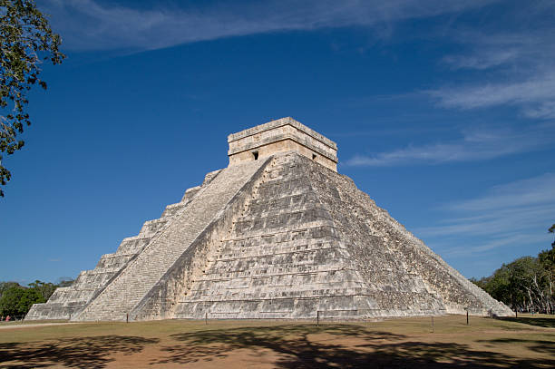 istock El Castillo - Temple of Kukulkan, Chichen Itza, Mexico 176789660