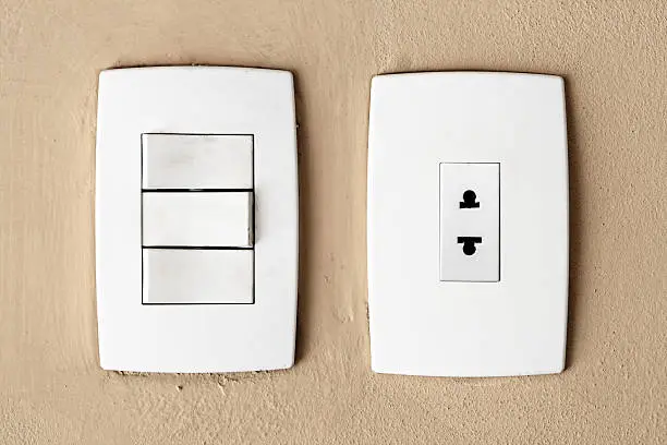 Wallplate and OutletSee my miscellaneous images serie by clicking on the image below: