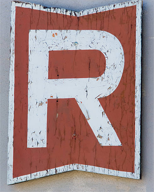 istock An orange sign with the letter R 176793453