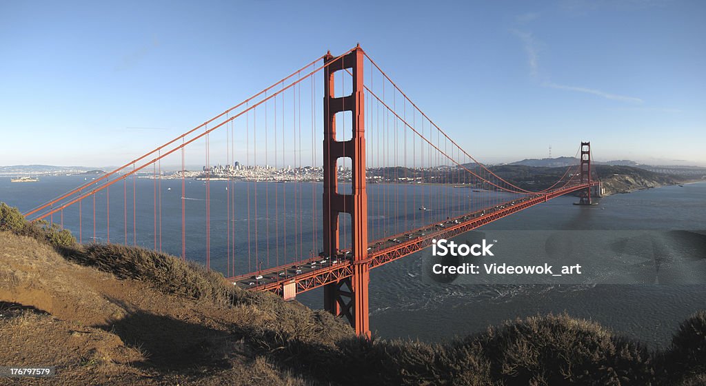 Golden Gate Bridge e San Francisco - Foto stock royalty-free di Acciaio