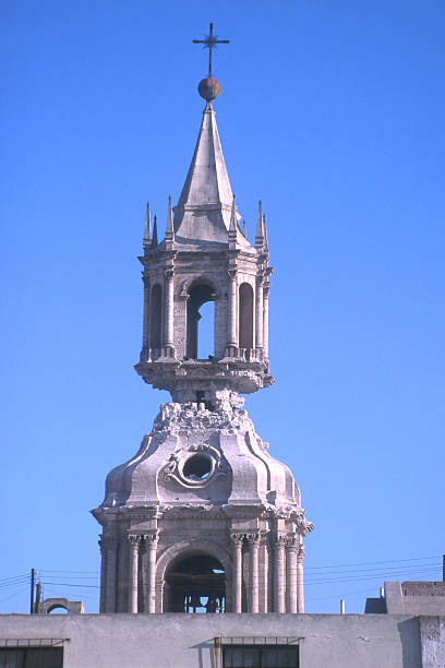 Earthquake damage to Arequipa's cathedral Earthquake damage to right hand tower of Arequipa's historic cathedral in 2001 2001 stock pictures, royalty-free photos & images