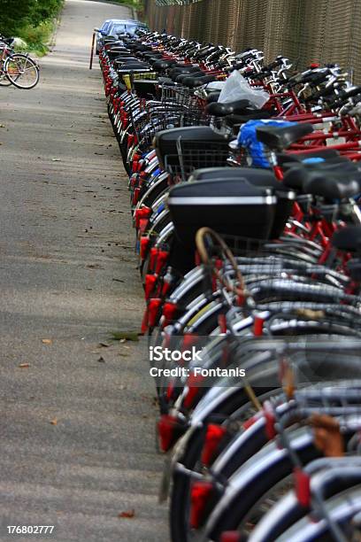 Photo libre de droit de Des Vélos banque d'images et plus d'images libres de droit de Allemagne - Allemagne, Chaîne, Chaîne de vélo
