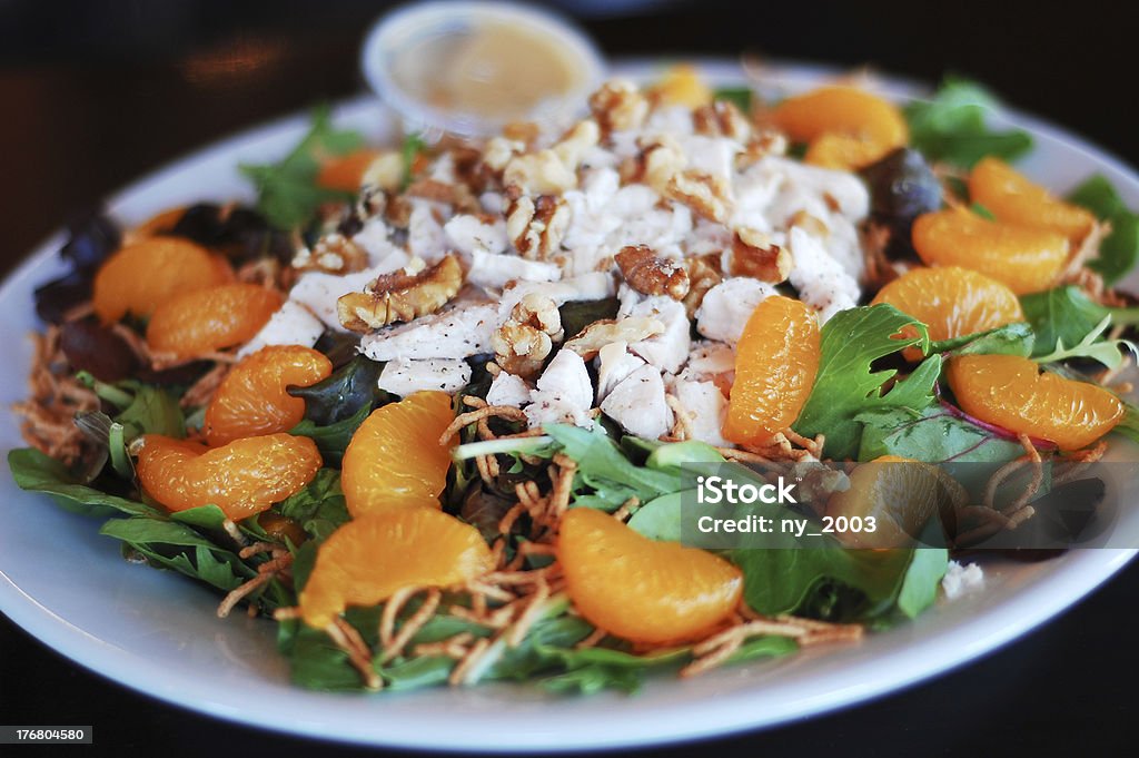 Ensalada de pollo asiática - Foto de stock de Ensalada libre de derechos