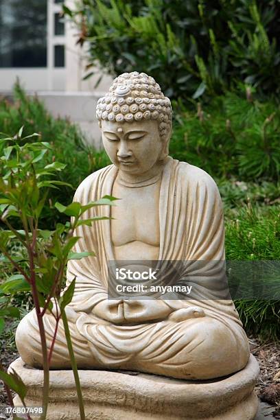 Budda - zdjęcia stockowe i więcej obrazów Antyczny - Antyczny, Azja, Biały