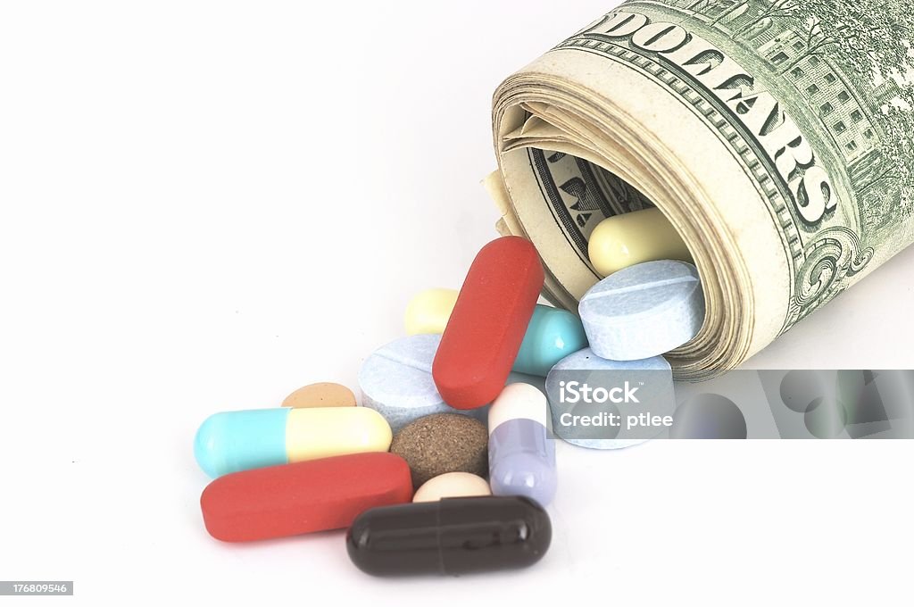Costo elevato della medicina - Foto stock royalty-free di Accudire