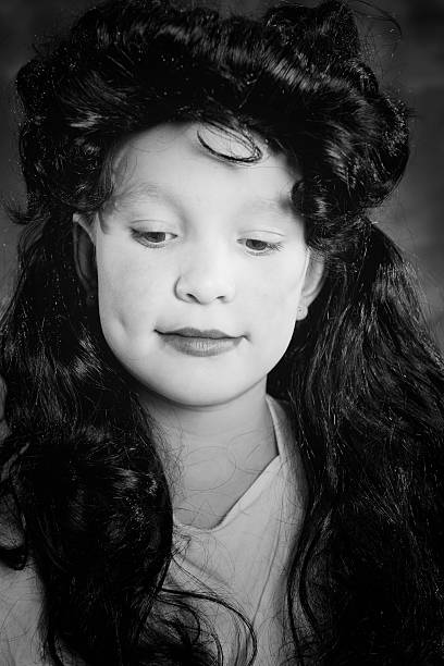 dziewczynka, victorian portret - little girls victorian style wig costume zdjęcia i obrazy z banku zdjęć