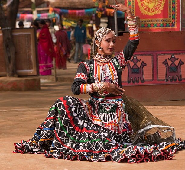 kalbelia 댄서 - india traditional culture indigenous culture women 뉴스 사진 이미지