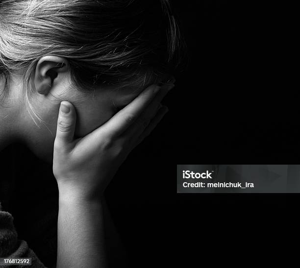 Traurige Mädchen Stockfoto und mehr Bilder von Depression - Depression, Eine Frau allein, Eine Person