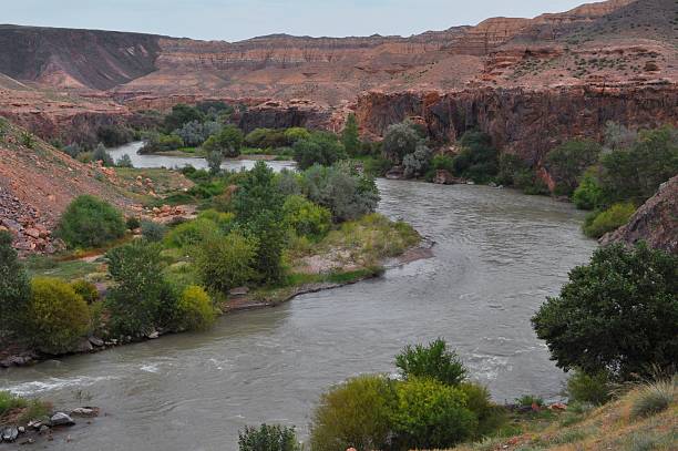 istock Meandering Chilik river through charyn Canyon Kazakhstan 176813283