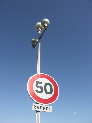 Speed limitation in France