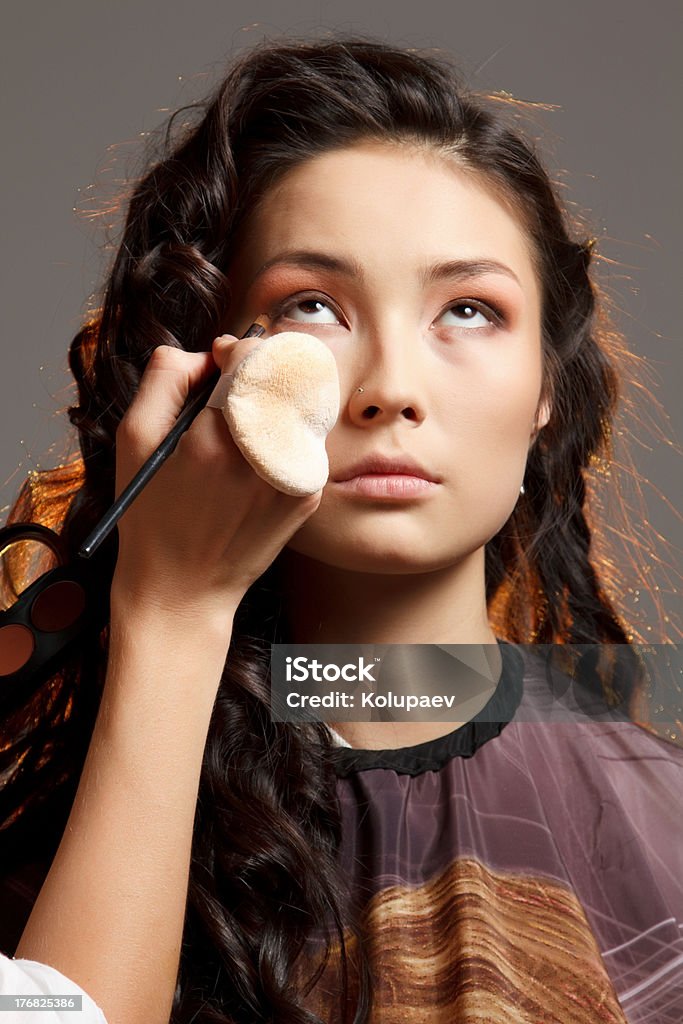 Asiatique Femme dans un salon de beauté. - Photo de Adulte libre de droits