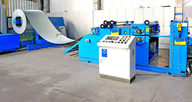 machine for rolling steel sheet in warehouse 