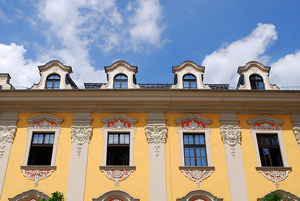 istock old house on the Main Square in Cracow 176826532