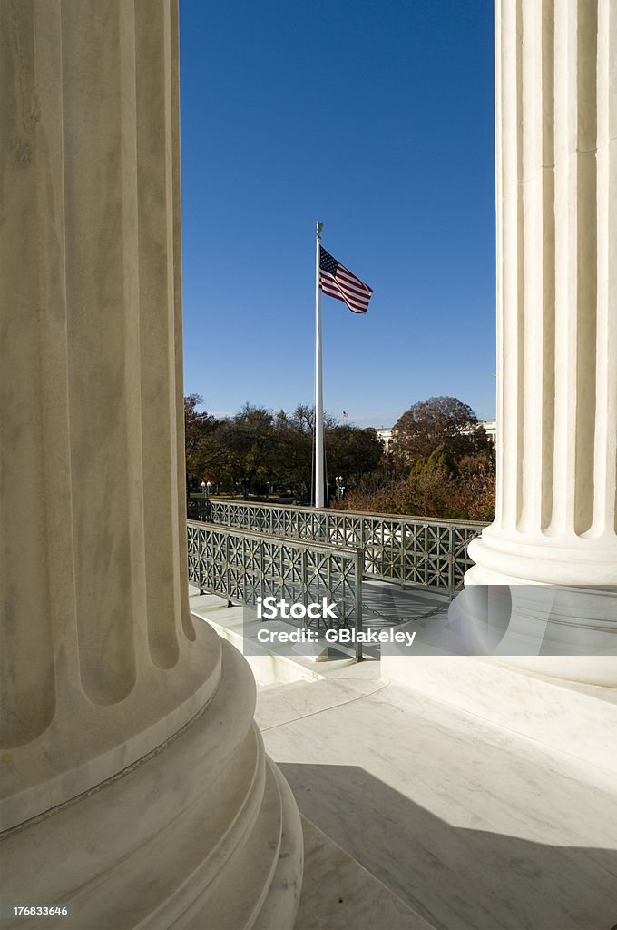 El Tribunal Supremo bandera - Foto de stock de Bandera libre de derechos