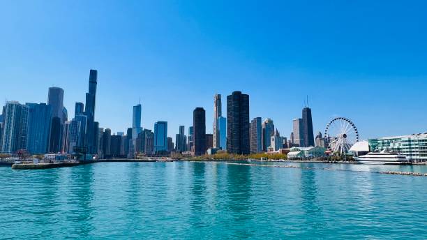 istock Skyline of Chicago 1768337471