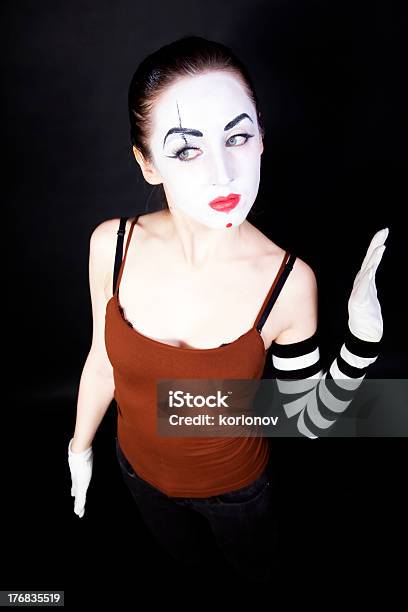 Mulher Mime Com Maquiagem Teatral - Fotografias de stock e mais imagens de Adulto - Adulto, Arte, Artista