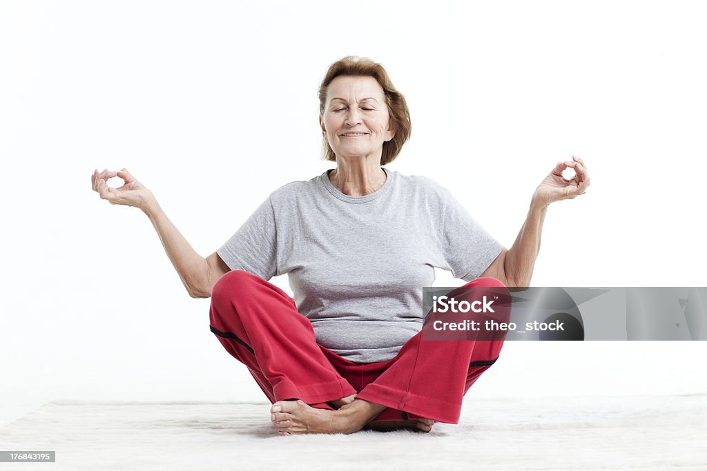 Entspannen im yogaposition - Lizenzfrei Frauen Stock-Foto