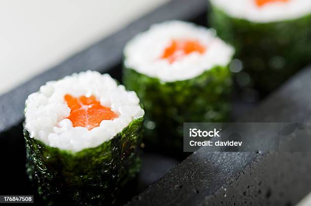 Foto de Maki Sake e mais fotos de stock de Arroz - Alimento básico - Arroz - Alimento básico, Comida e bebida, Comida japonesa