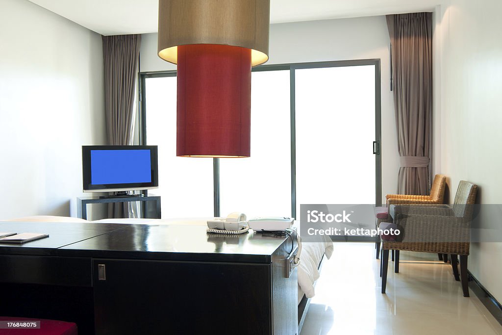 Belo hotel-quarto - Foto de stock de Almofada royalty-free