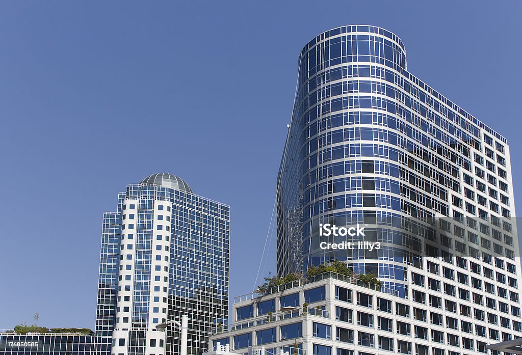 Grattacieli moderni nel centro di Vancouver - Foto stock royalty-free di Pan Pacific Hotel