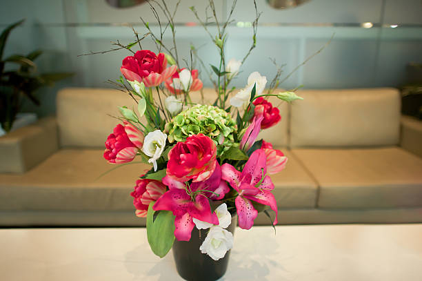 lobby del hotel - hotel reception hotel lobby flower fotografías e imágenes de stock