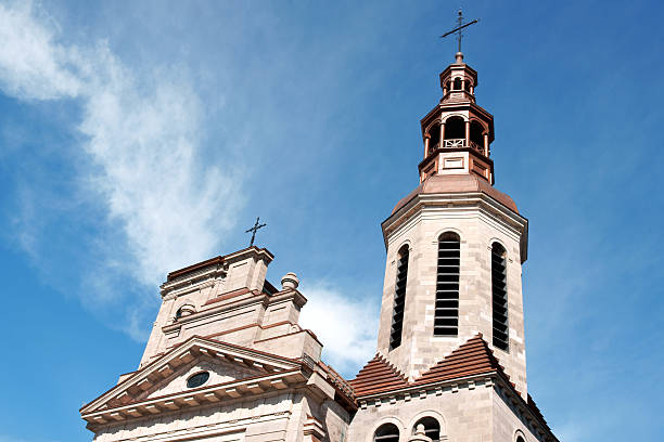 istock Notre-Dame de Quebec Basilica-Cathedral 176860536