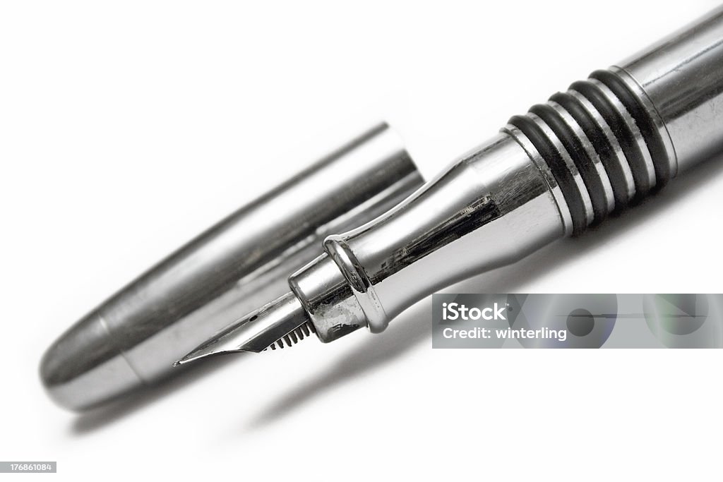 Silver scrivere penna (da vicino - Foto stock royalty-free di Abbonamento