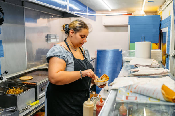 istock Food Service Worker Preparing Gyros At A Diner 1768634312